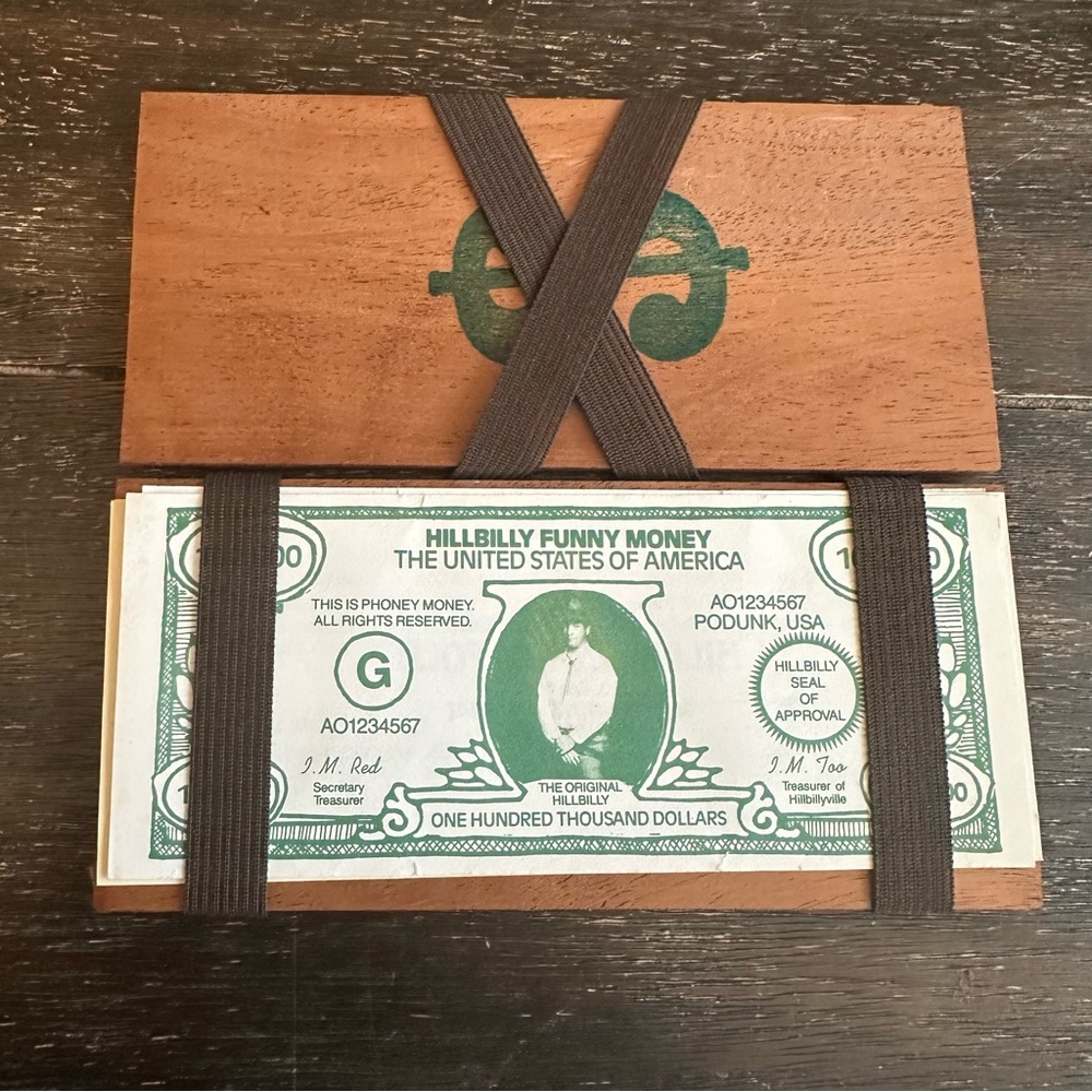 Vintage Mahogany Hillbilly Men’s Wallet - Gag Gift